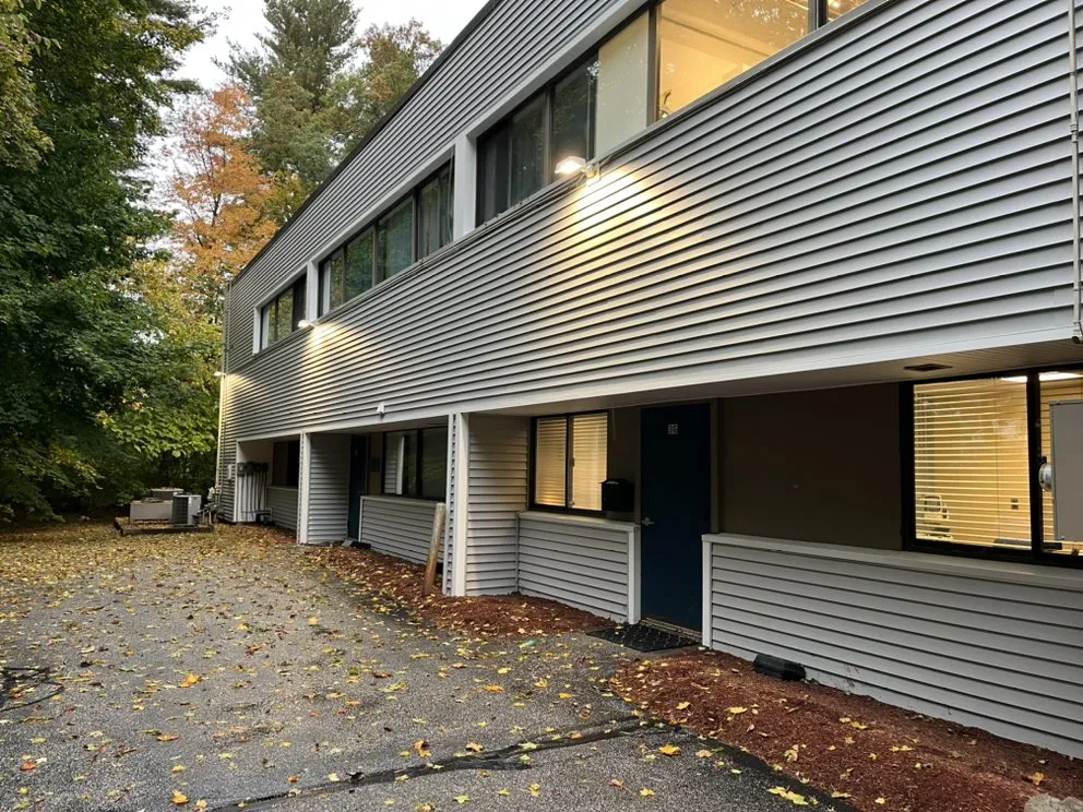 Slide of Janusz Electric