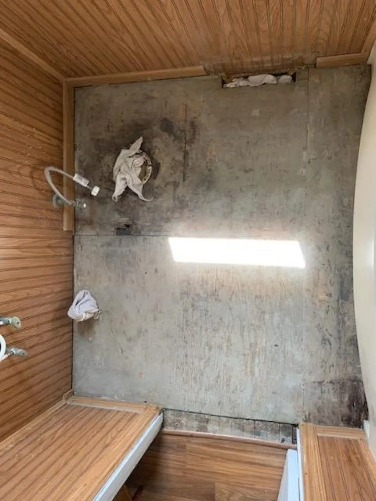 Slide of Jar Handyman