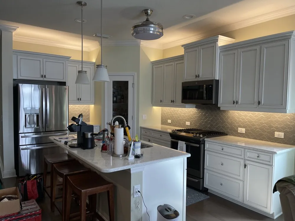 Certified electrician providing emergency electrical service in Parrish, FL - JaredJohn Electrical Contractors