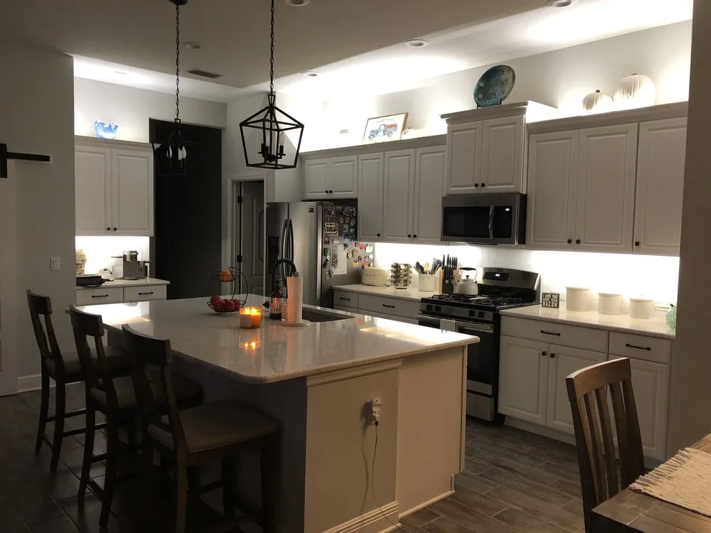 Emergency electrician providing emergency electrical service in Parrish, FL - JaredJohn Electrical Contractors