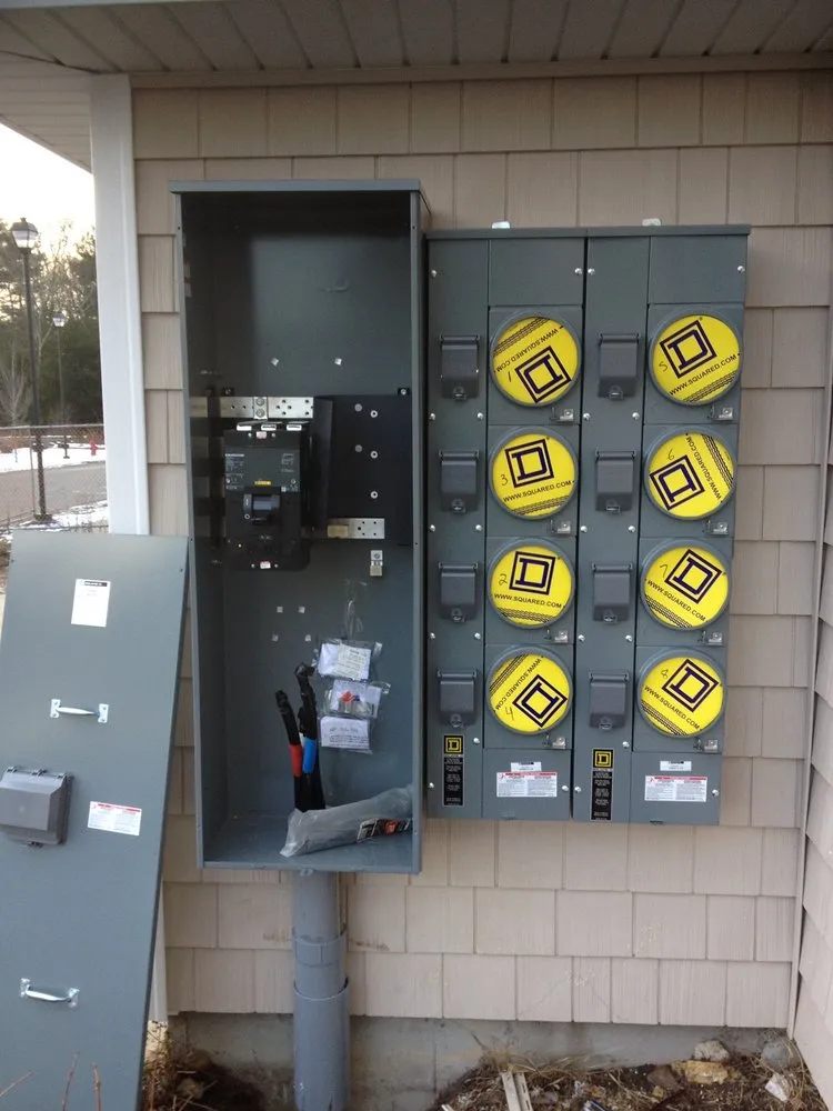 Slide of Jason Cabral Electrician