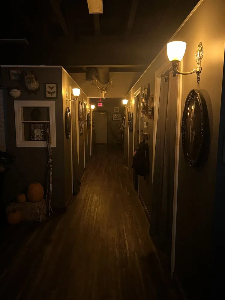 Slide of Jason Howell Electrician