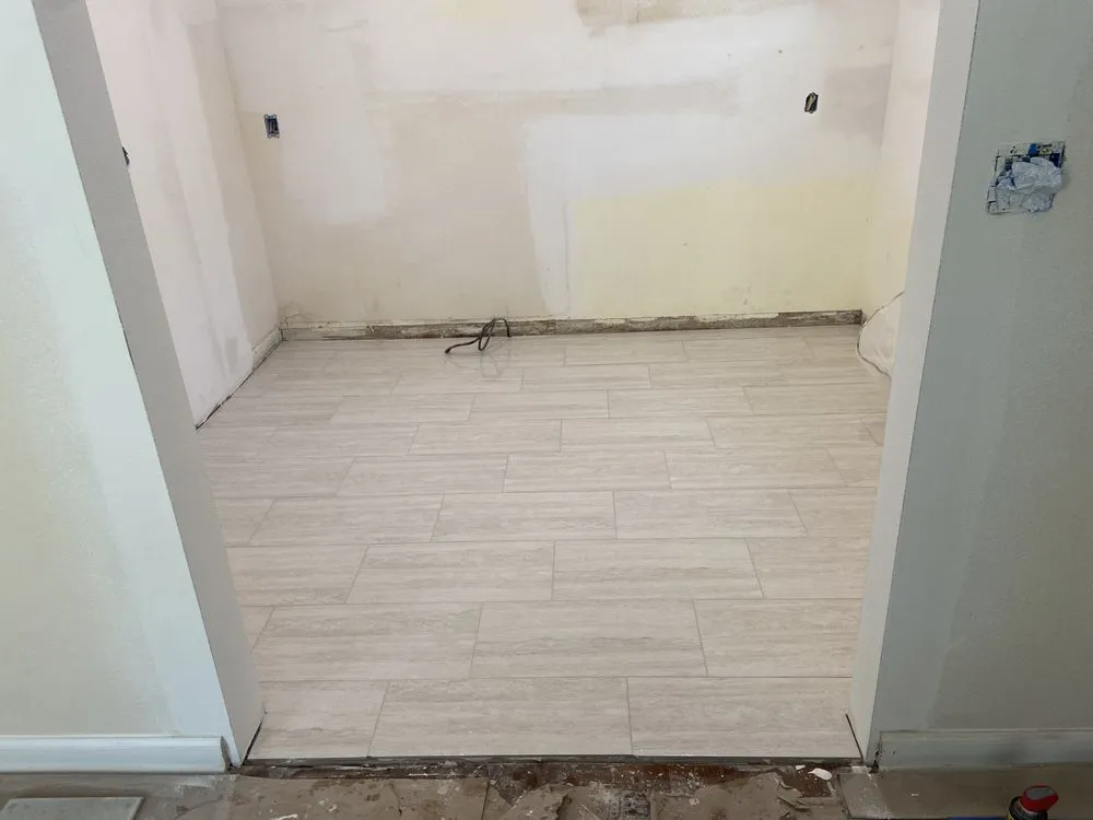 Trusted electrician providing emergency electrical service in Apopka, FL - Javier Electrical & Handyman Services