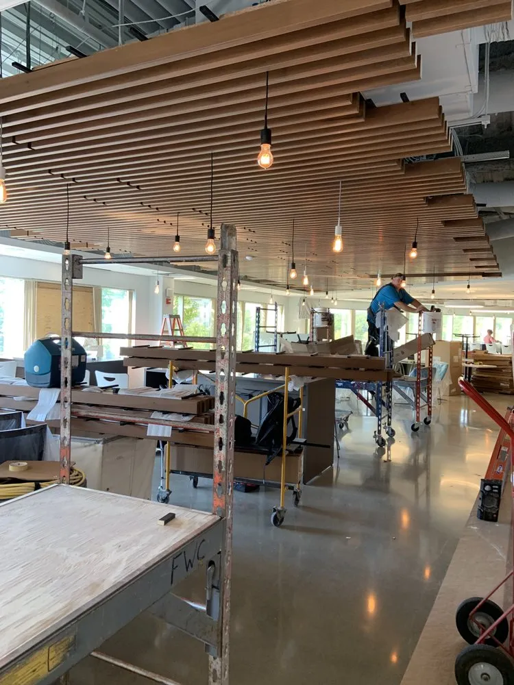 Slide of Javier Santiago Electric