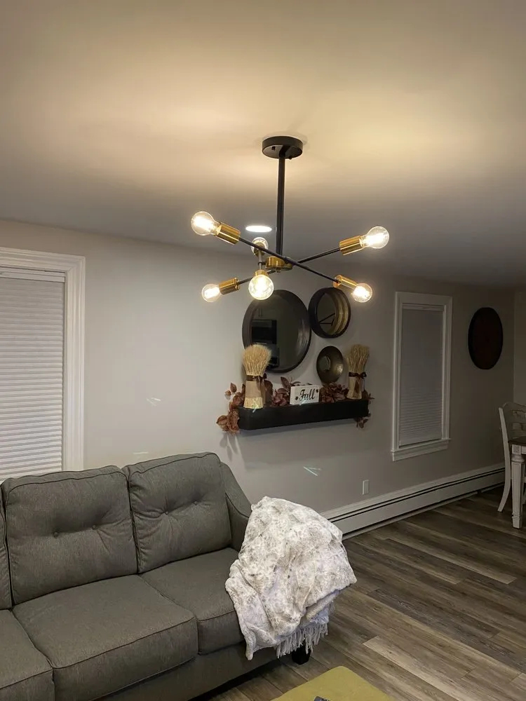 Slide of Javier Santiago Electric