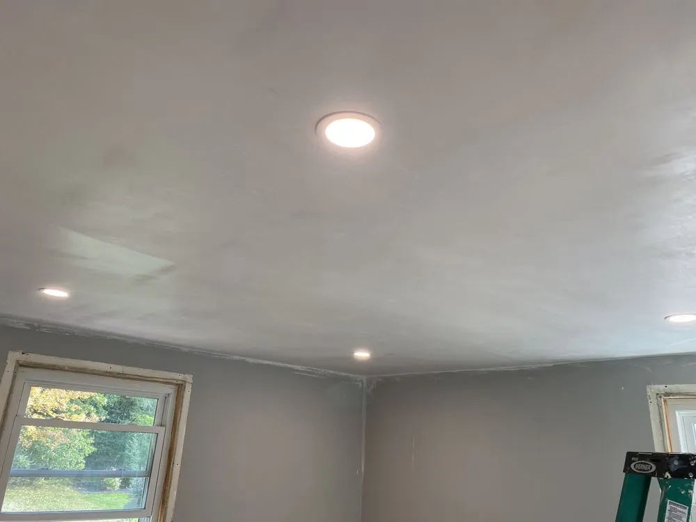 Professional electrician providing lighting installation in , 