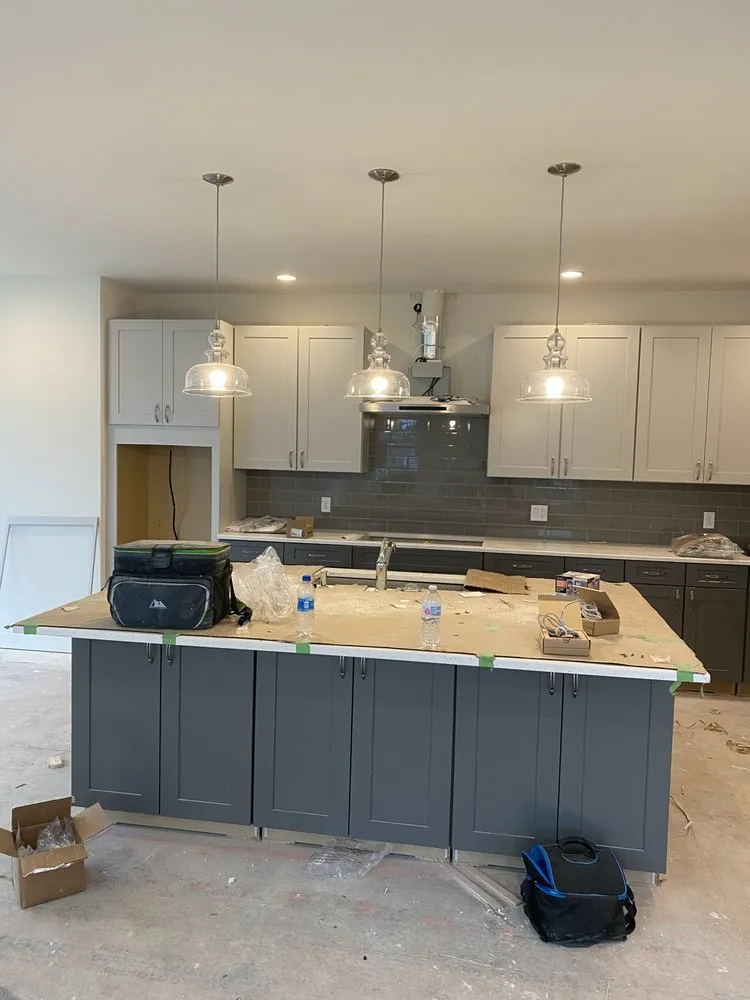 Slide of Javier Santiago Electric