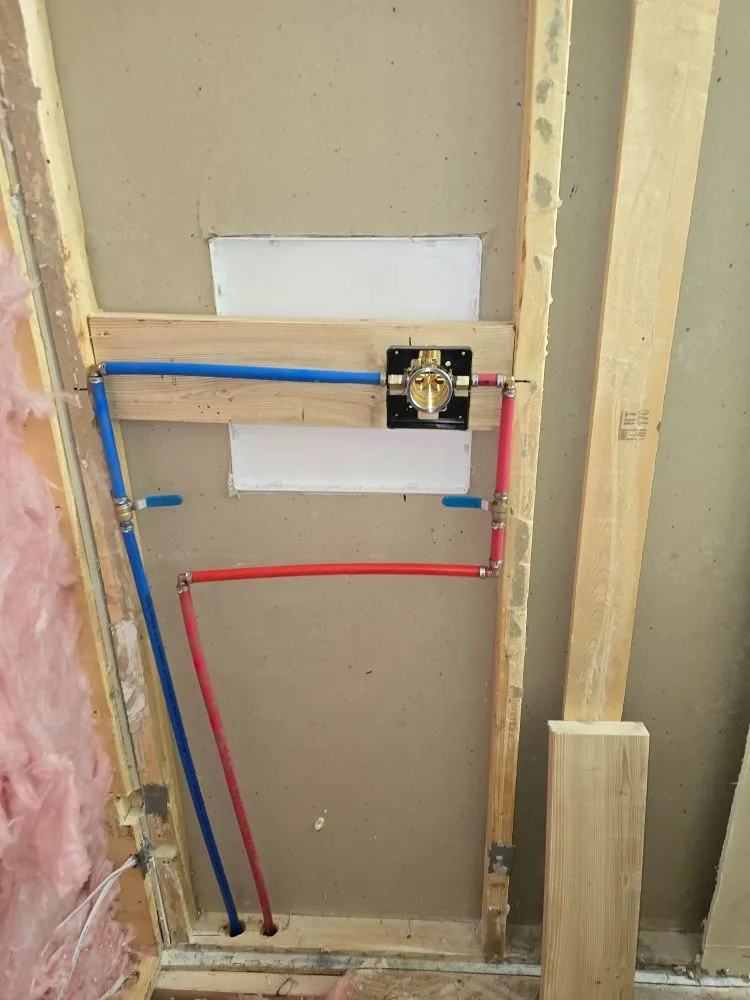 Expert electrician providing circuit breaker repair in , 