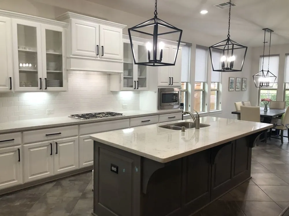 Expert electrician providing electrical repair in Houston, TX - Jay Electric - Houston