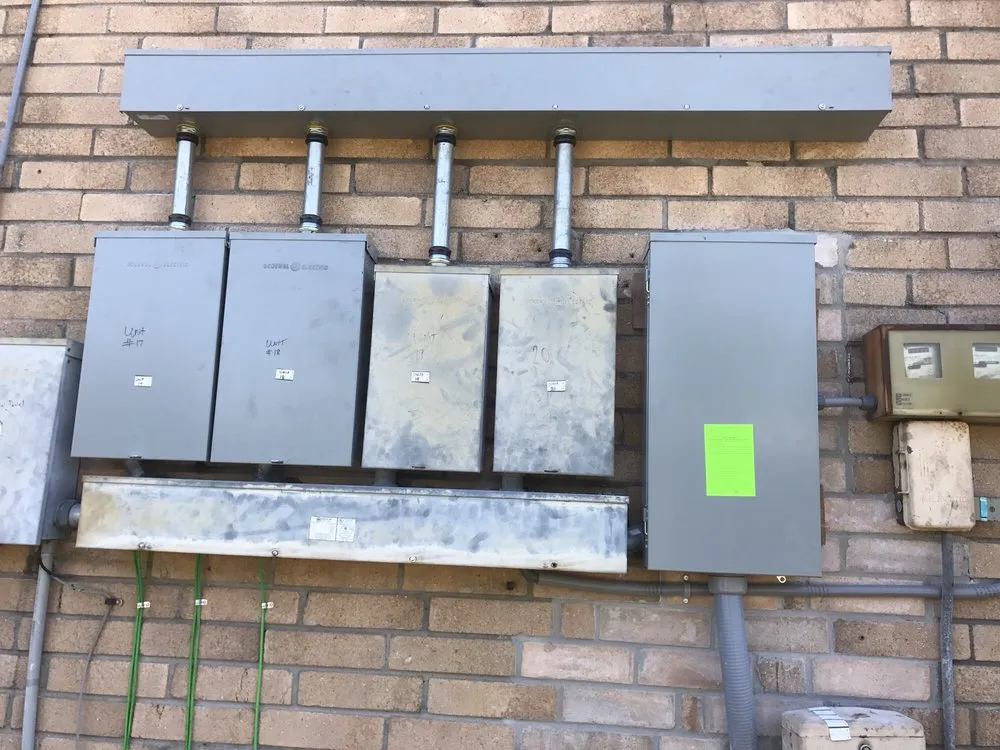 Slide of Jay Electric - Houston