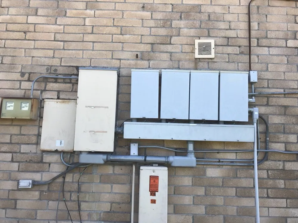 Slide of Jay Electric - Houston