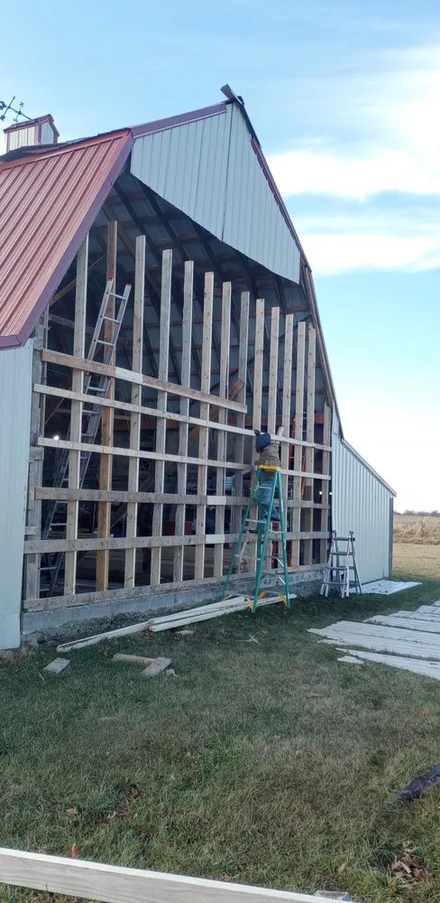 Expert electrician providing panel upgrade in Osceola, MO - Jay Fix It