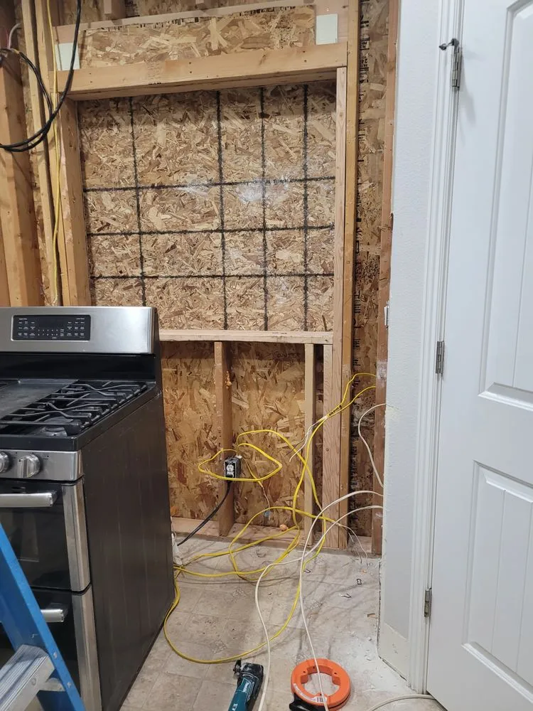 Slide of Jay Johnson Electrician