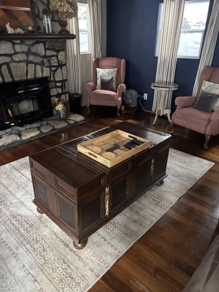 Slide of Jayslove Cleaning