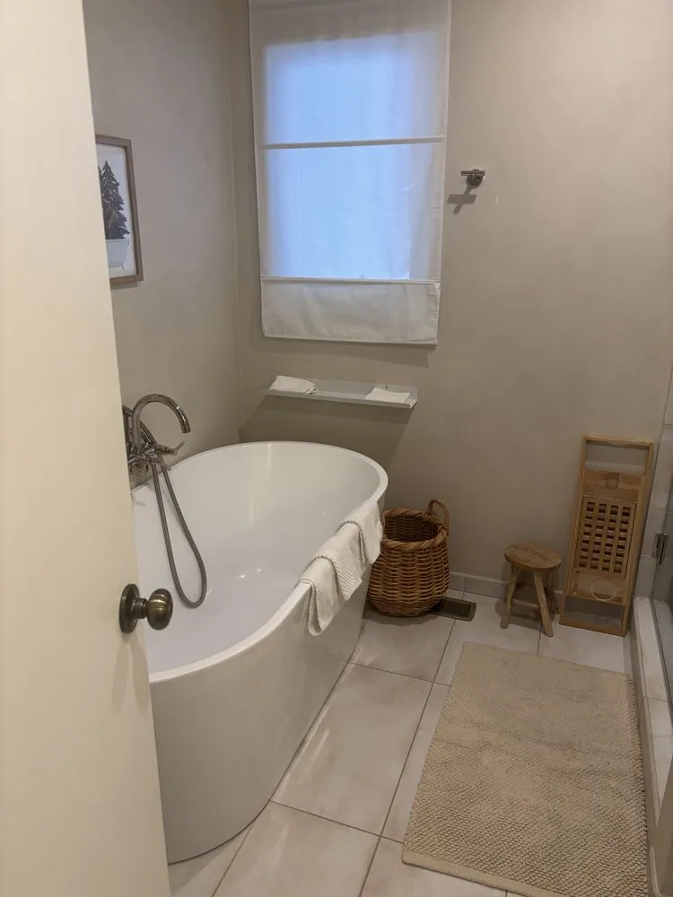 Slide of Jayslove Cleaning