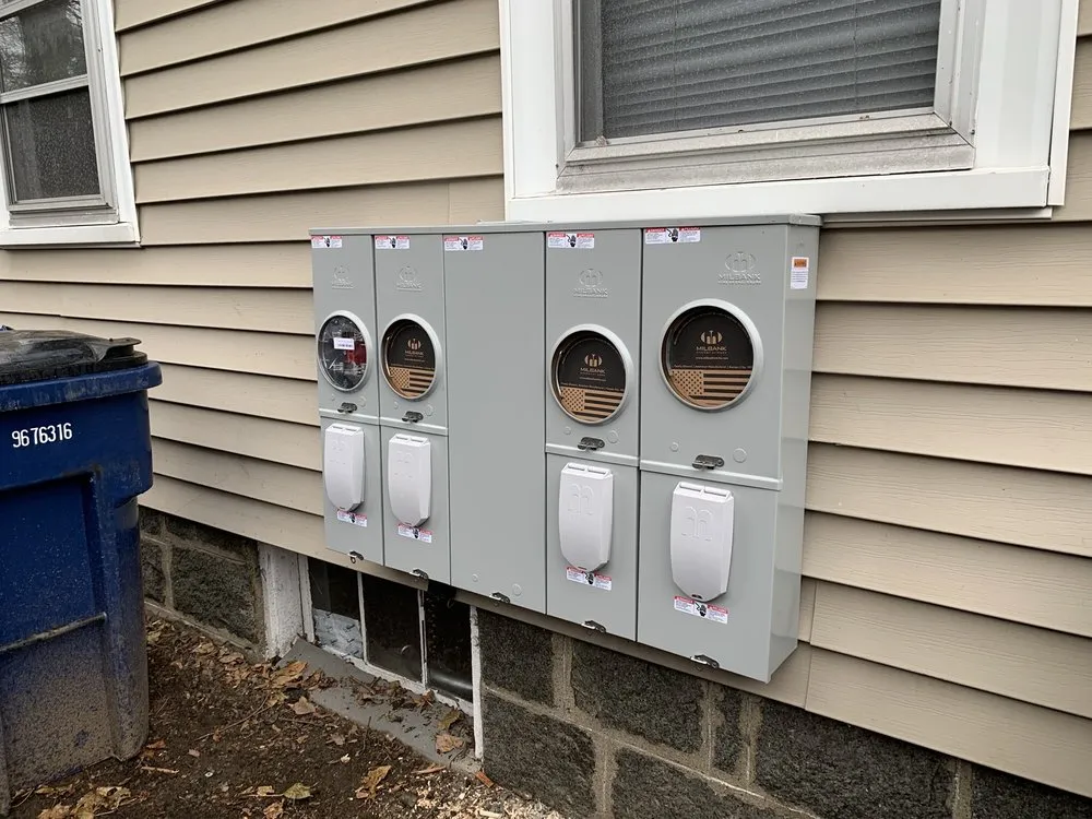 Slide of JBertoni Electric