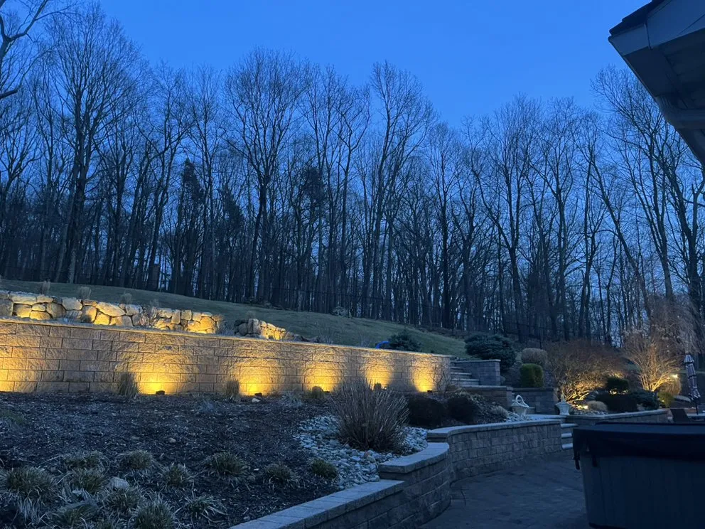 Slide of JBJ Electric