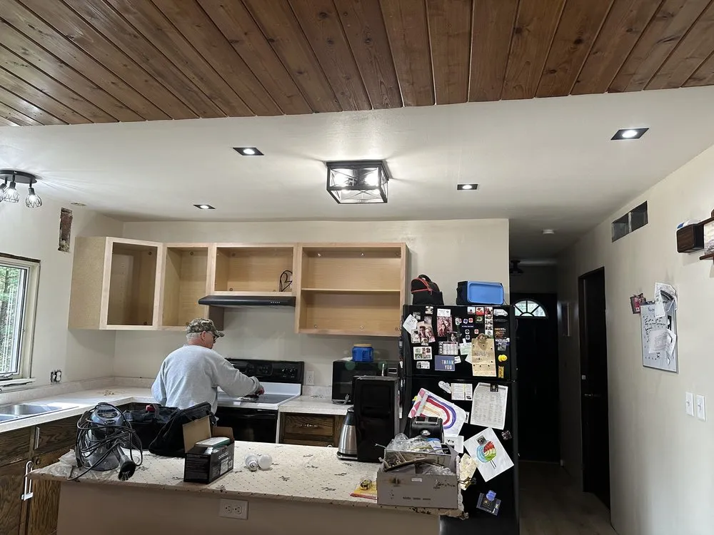 Slide of Jb's Electric