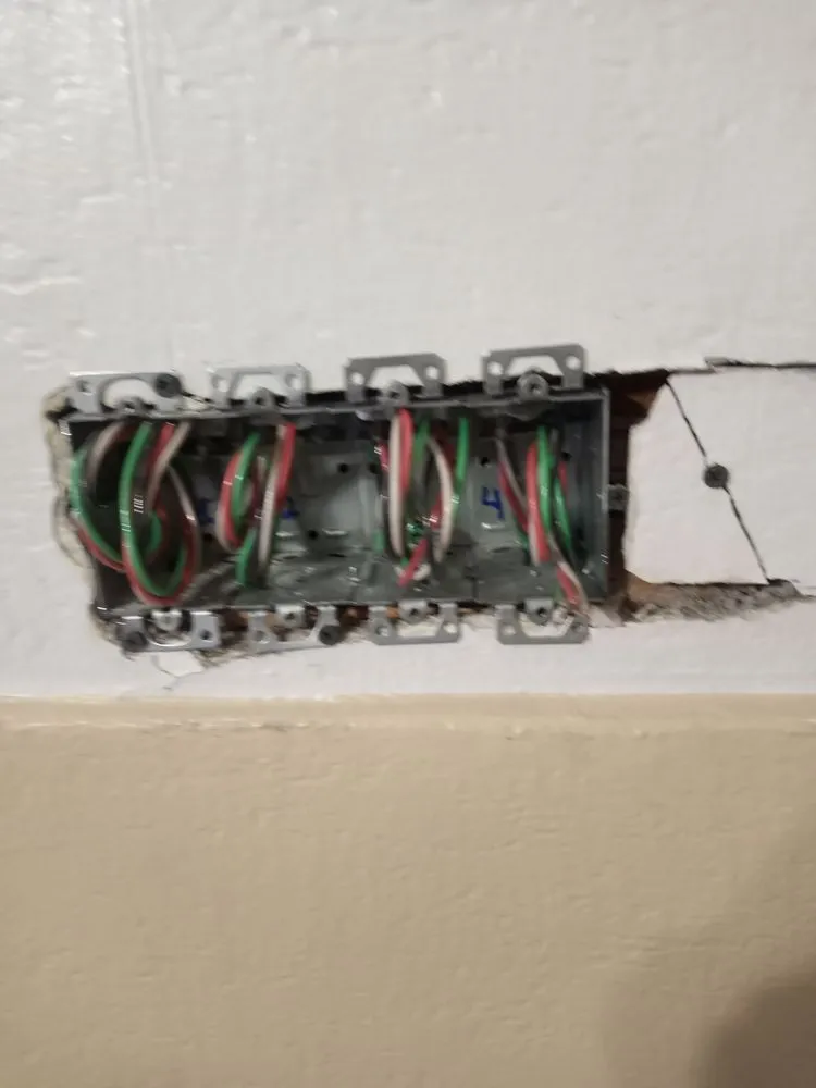 Certified electrician providing lighting installation in Allentown, PA - JC Electric