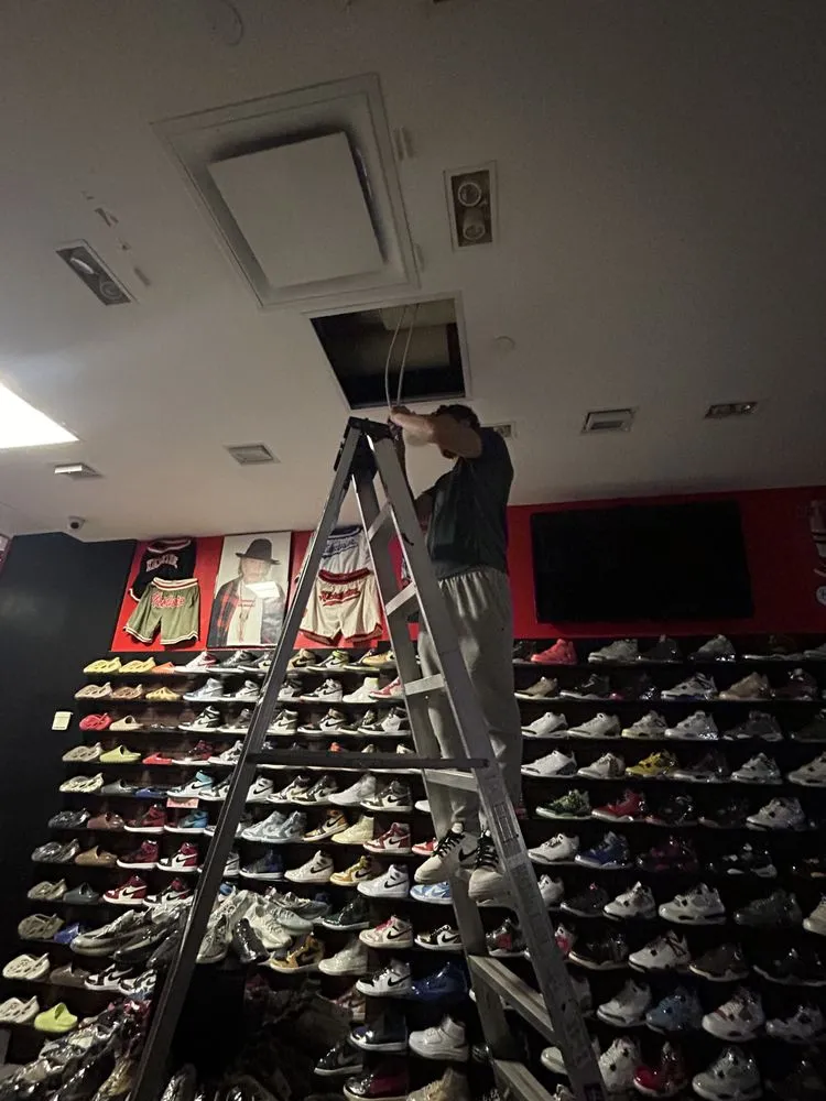 Slide of J&C Electric