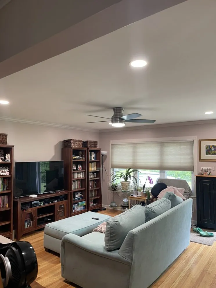 Slide of JCJ Electric