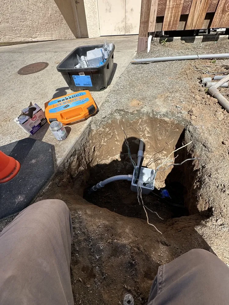 Professional electrical service for homes in lighting installation, by