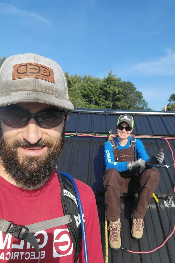 Slide of JD PWR Electrical Contracting