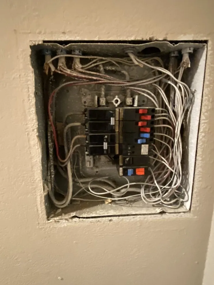 Slide of JDN Service Specialist