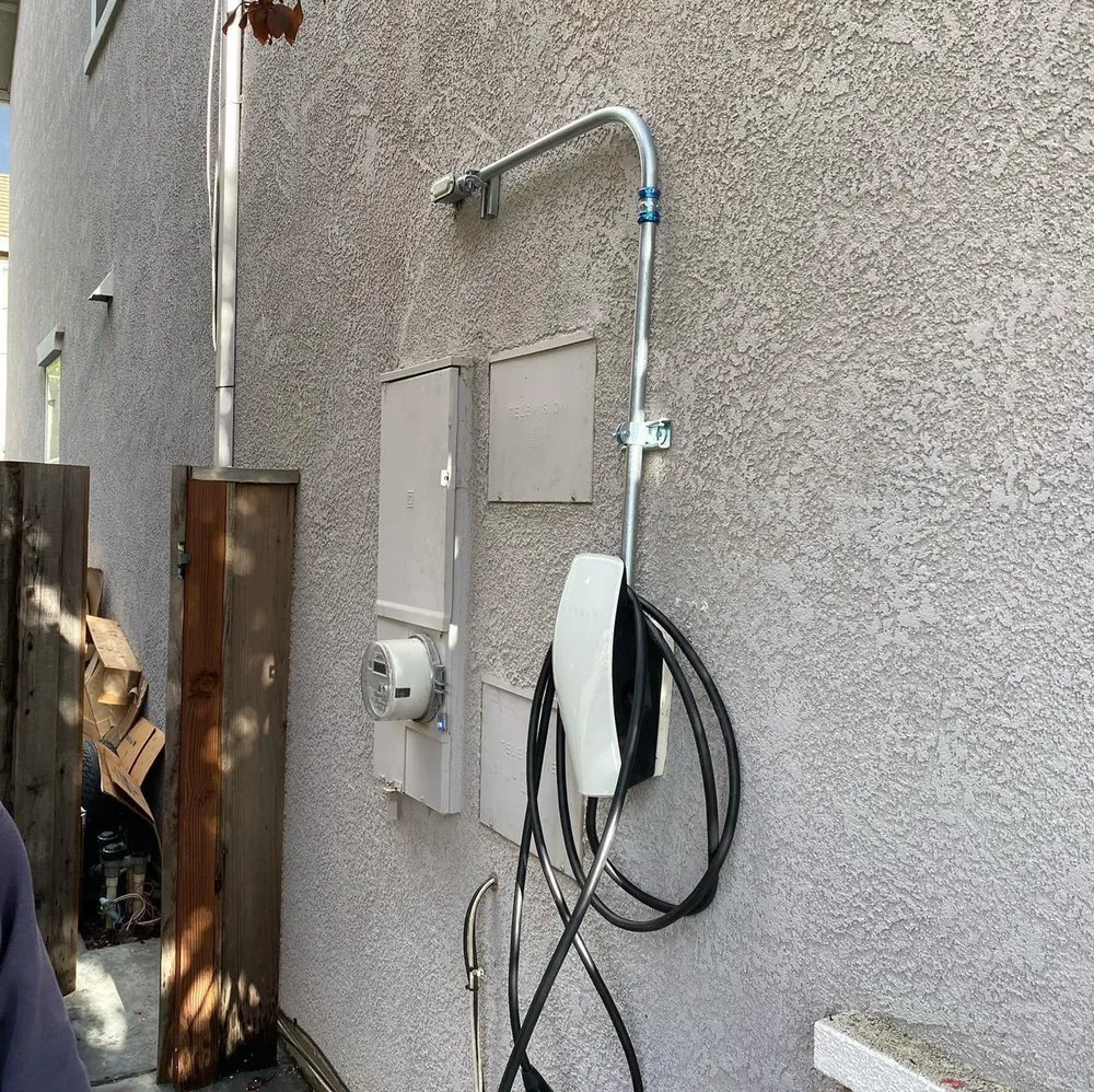 Slide of JDN Service Specialist