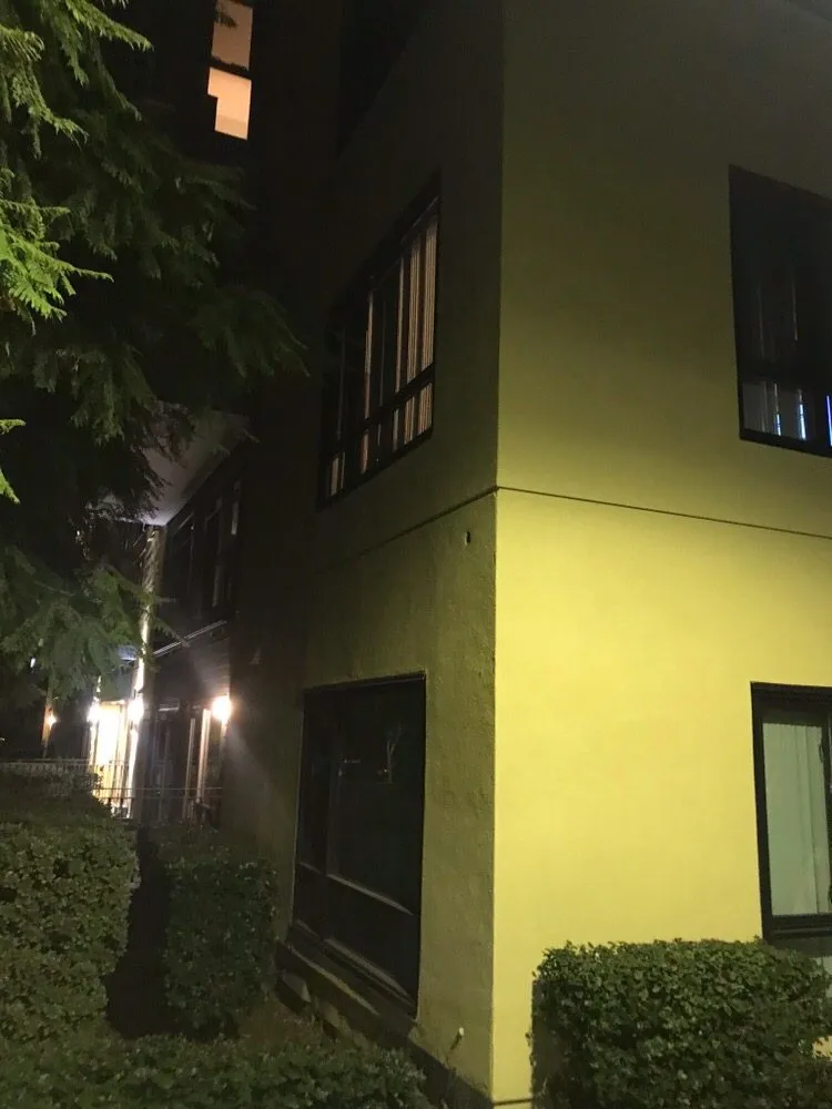 Slide of JE Electric