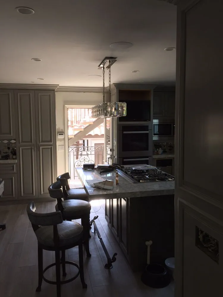 Slide of JE Electric