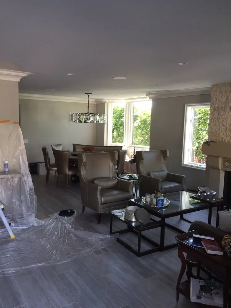 Slide of JE Electric