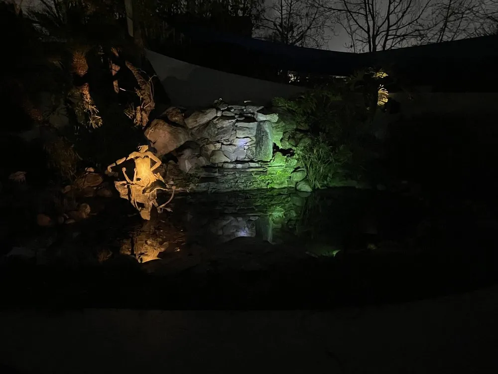 Slide of JE Electric