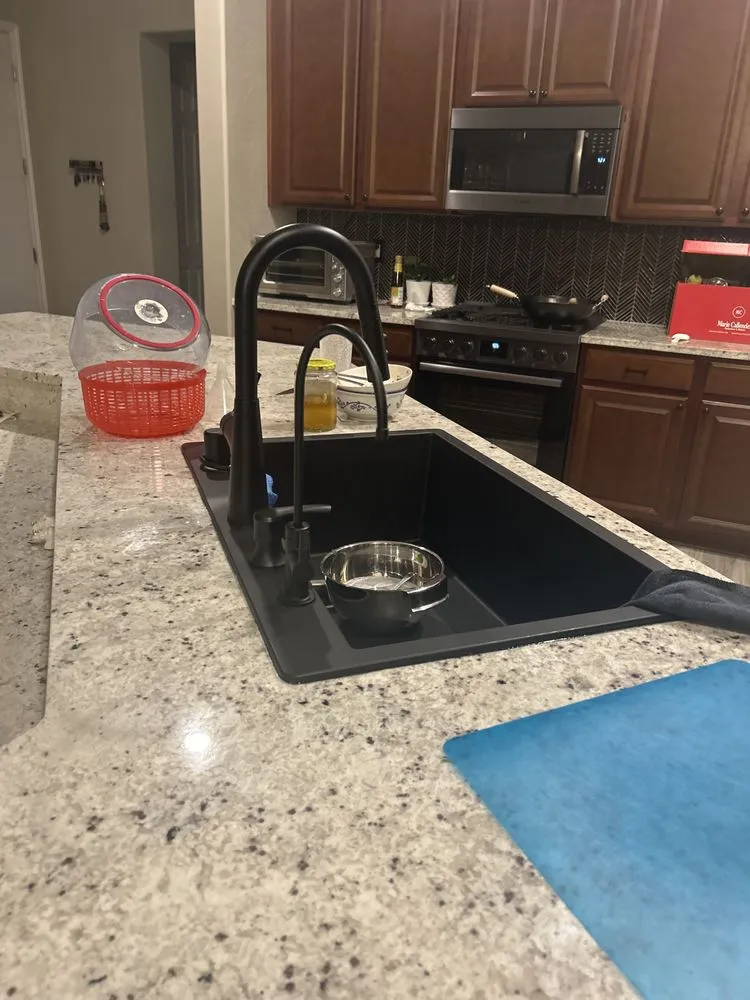 Slide of JE Handyman Repair & Remodel