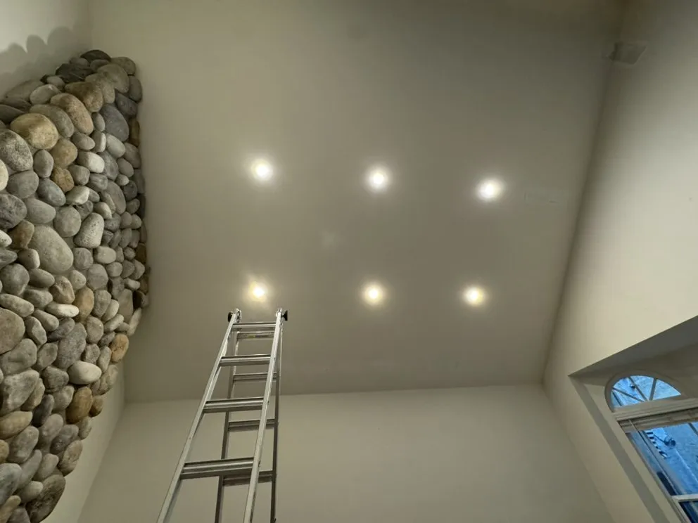 Slide of J&E Handyman Services