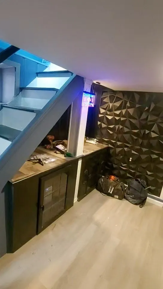 Expert electrical service for homes in emergency electrical service, by