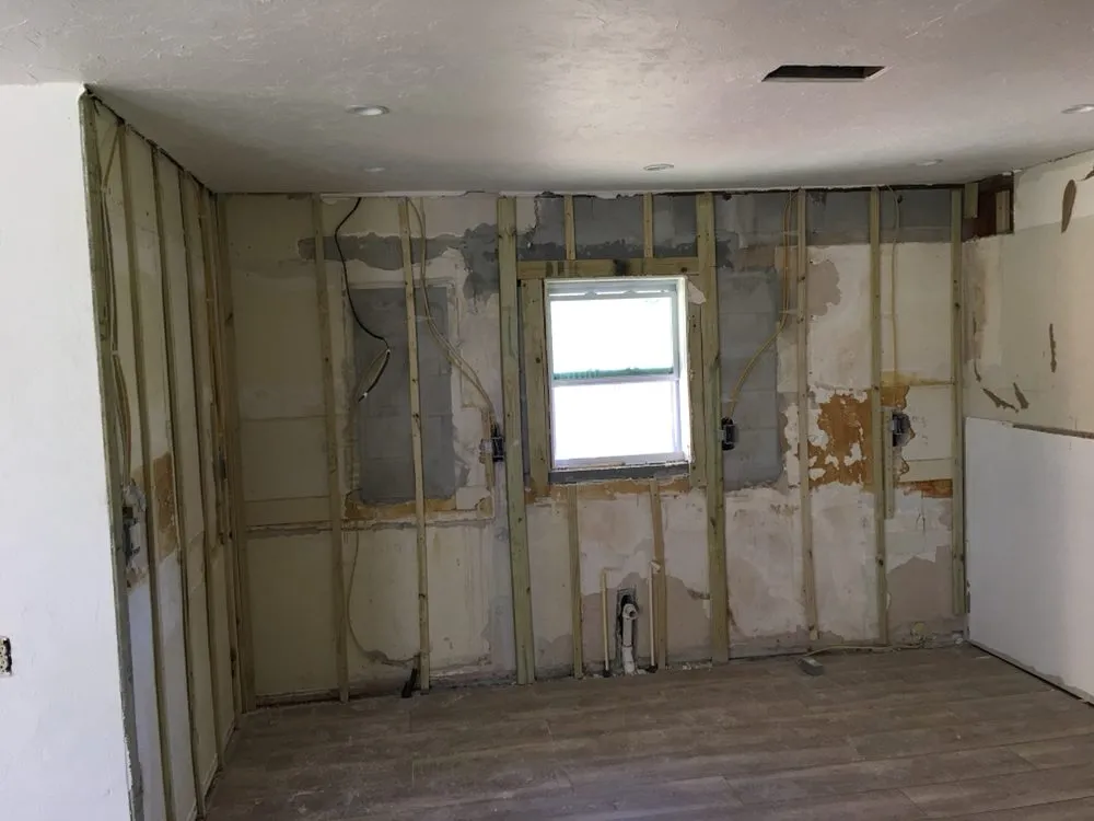 Slide of Jeec Electric