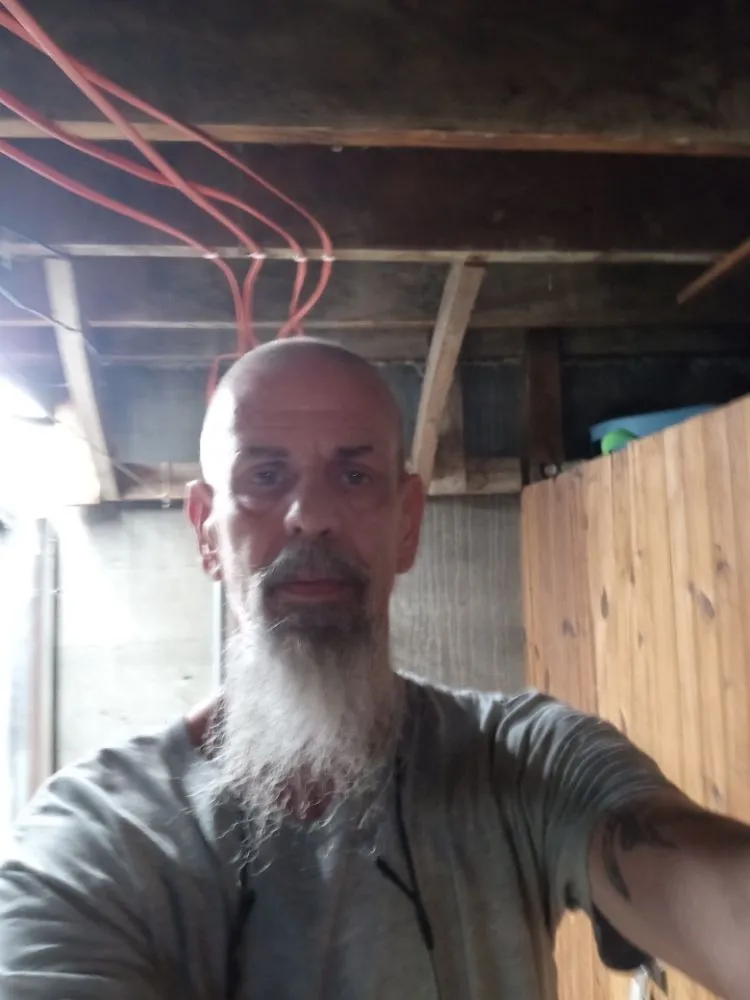 Trusted electrical repair service in Jamestown, MO - Jeff's Handyman service