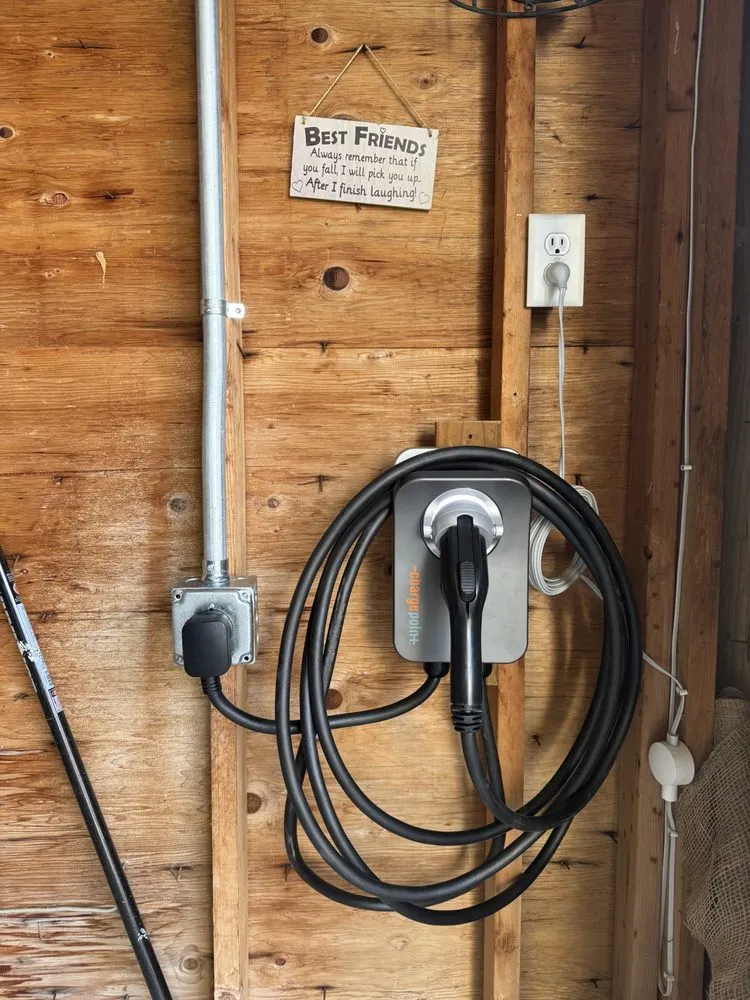 Slide of JEG Interiors