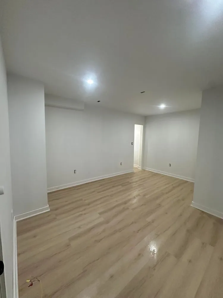 Slide of JEG Interiors