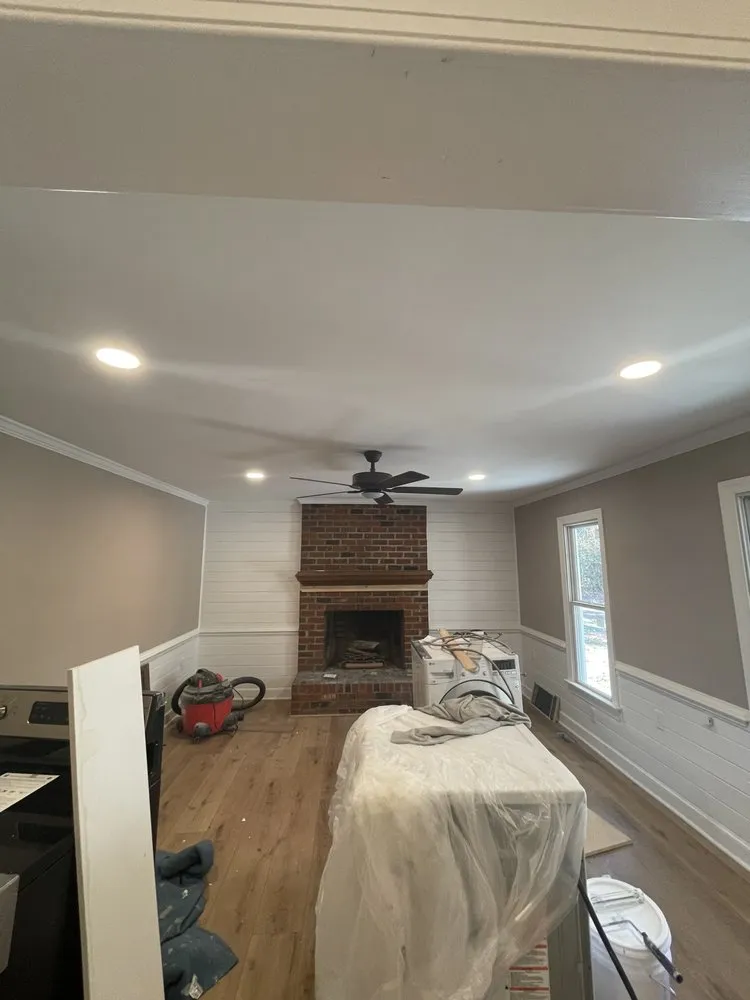 Professional outlet and switch repair experts serving VA, VA - J.E.Jarrelle contractors