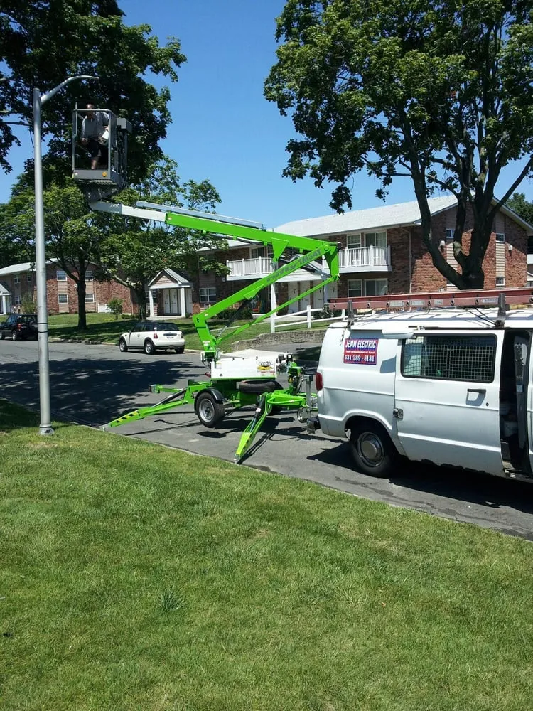 Slide of Jemm Electric