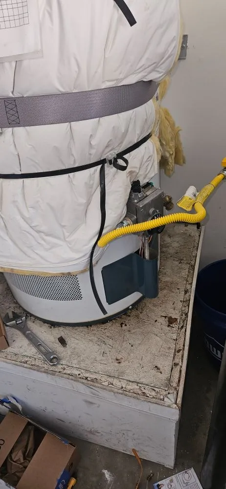 Certified electrician providing wiring installation in , 