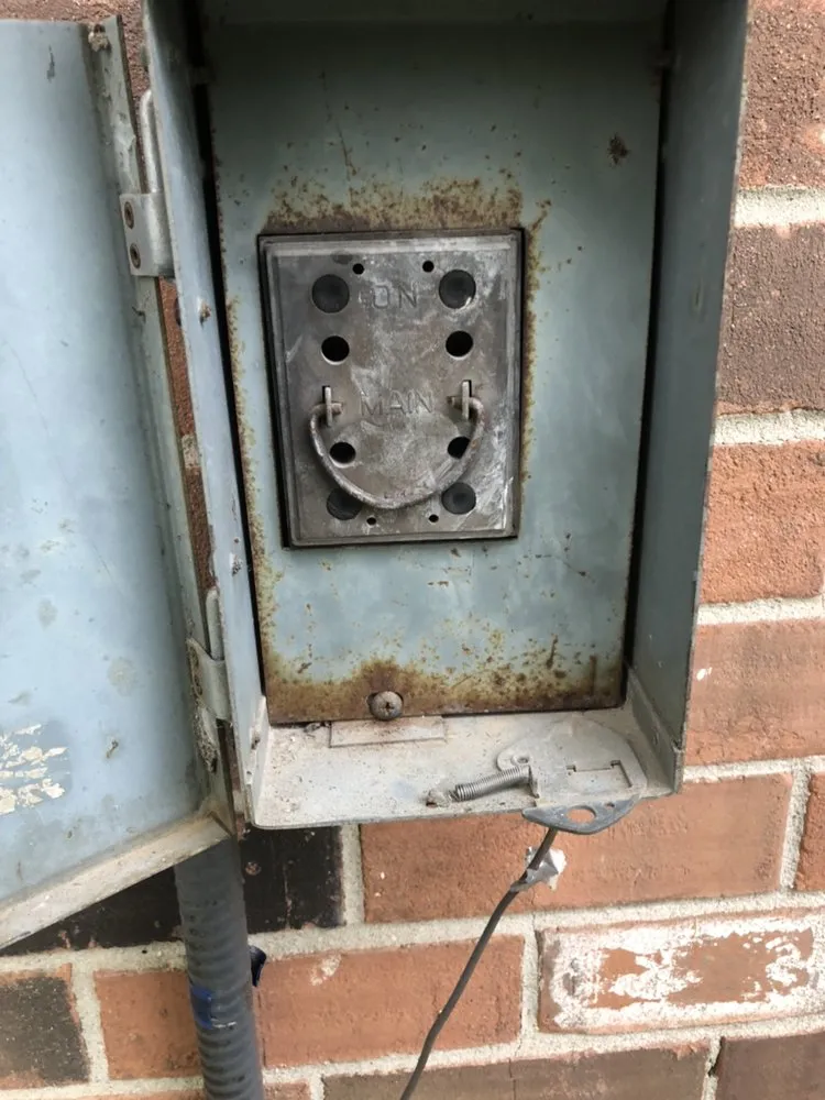 Slide of Jeremy Veal Electric