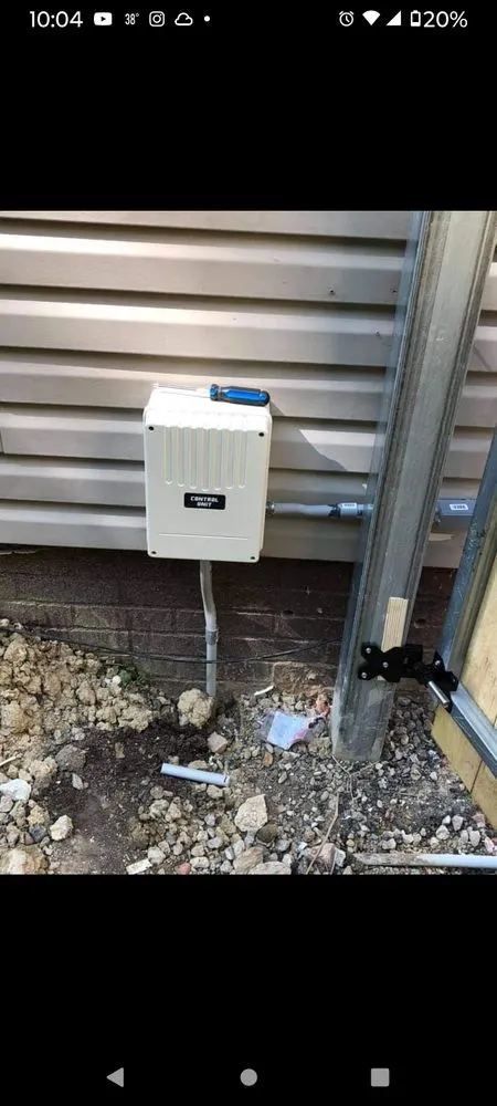 Slide of Jermaine Fisher