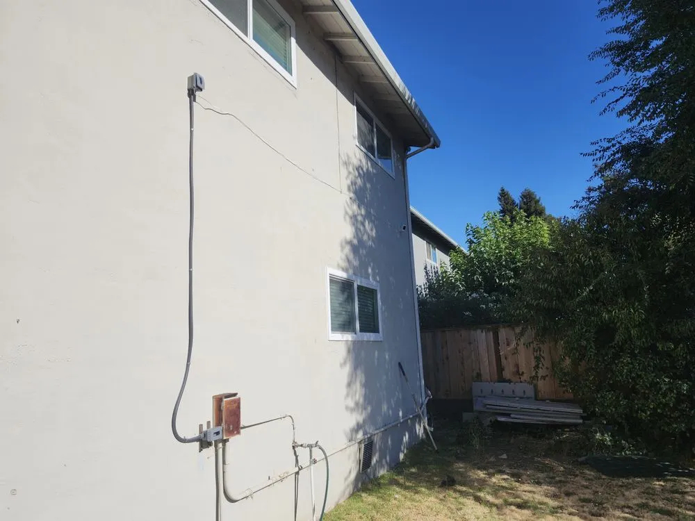 Slide of Jesse Electric