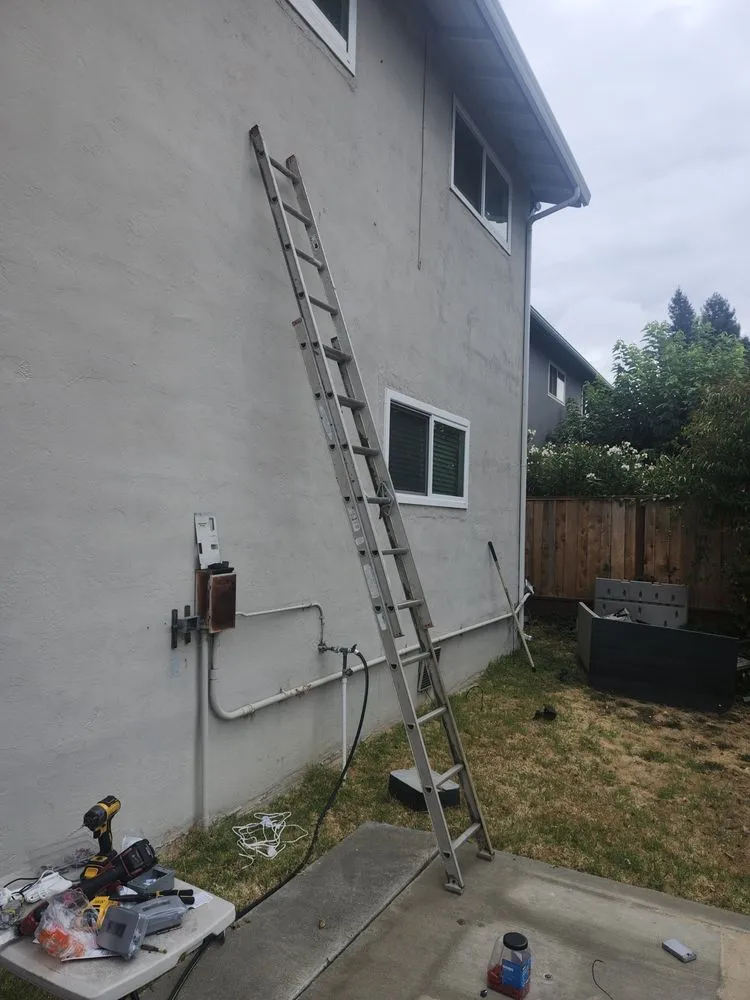 Slide of Jesse Electric