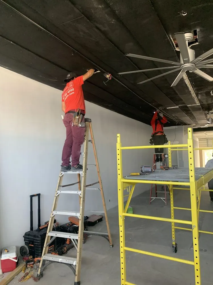 Slide of Jesselectric