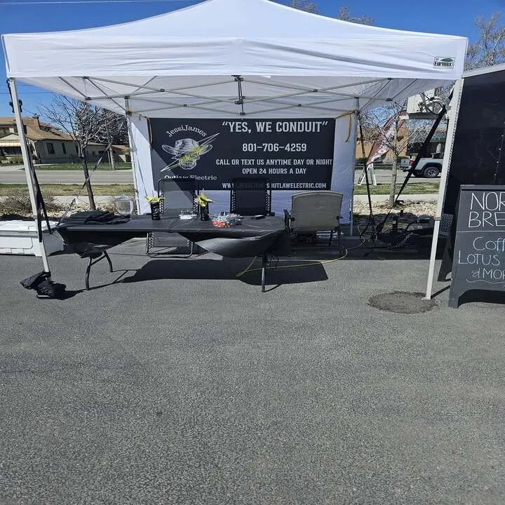 Slide of JessiJames Outlaw Electric