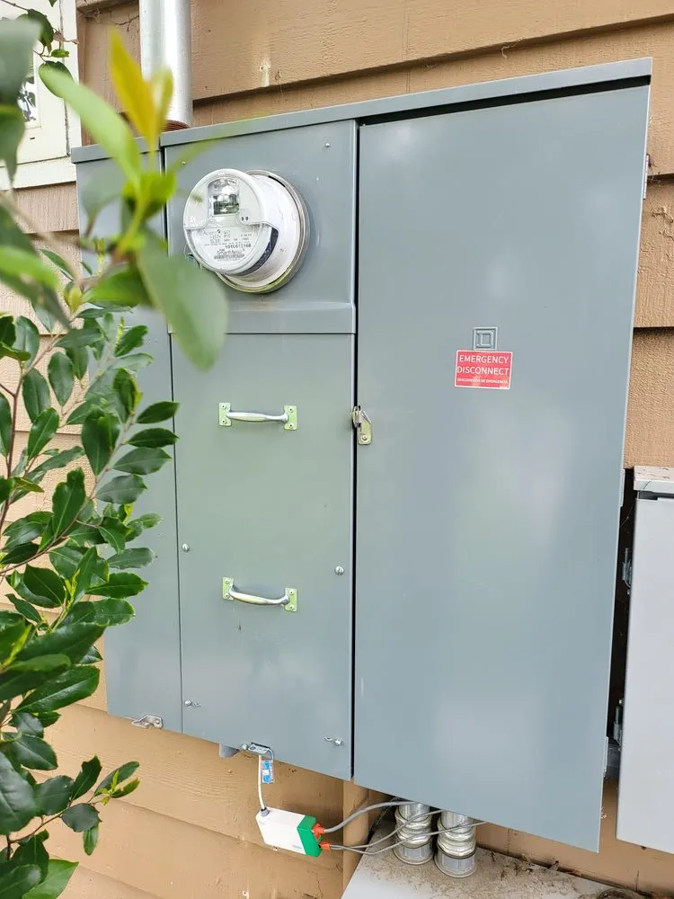 Slide of Jessthenater Electric